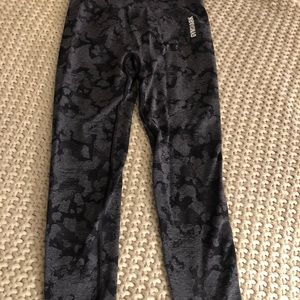 Gymshark adapt camo leggings